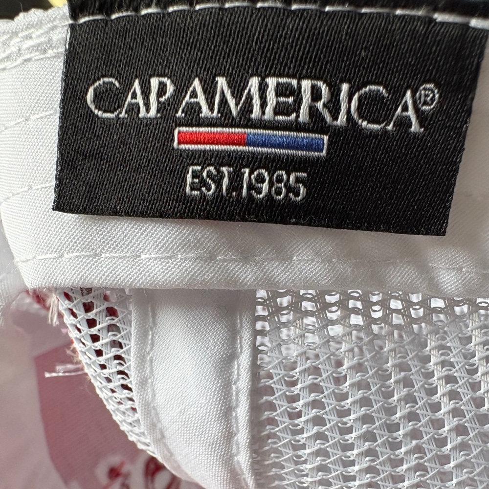 “Who will you share a Coke with?” Trucker Hat Coca-Cola Red and White Mesh Cap - Picture 6 of 6